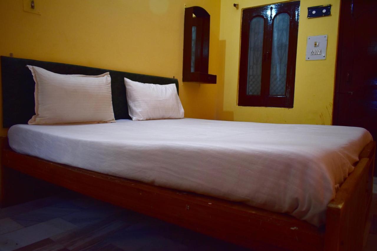 Sandhya Guest House Varanasi Near Ganga River Eksteriør billede