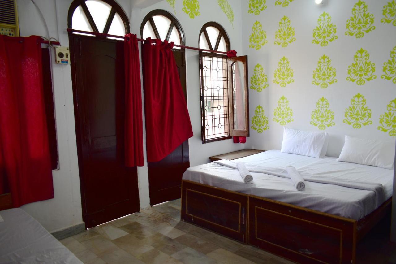 Sandhya Guest House Varanasi Near Ganga River Eksteriør billede