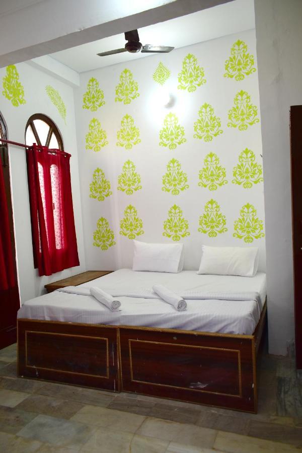 Sandhya Guest House Varanasi Near Ganga River Eksteriør billede